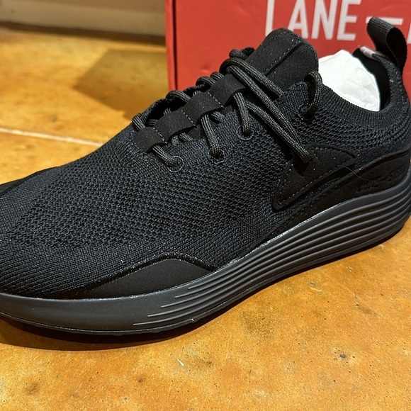 NWT in box. Lane-Eight Trainer sneakers. Mens or women’s 1002 Size 8 - Picture 4 of 5